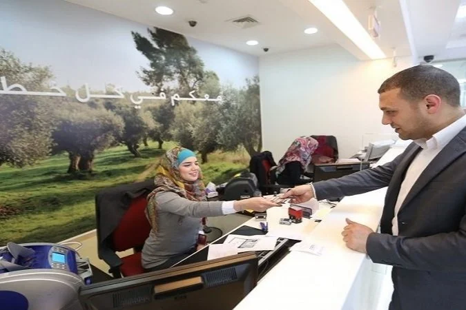 البنوك العاملة في فلسطين تساهم بفاعلية في مجال المسؤولية المجتمعية
