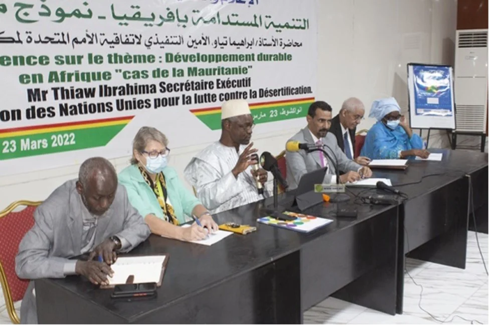 تنظيم ندوة حول التنمية المستدامة في إفريقيا موريتانيا نموذجا